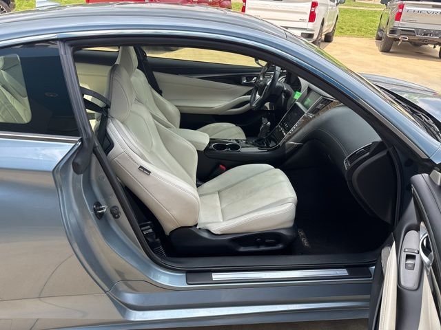 2017 INFINITI Q60 3.0t Premium AWD - 23031290 - 9