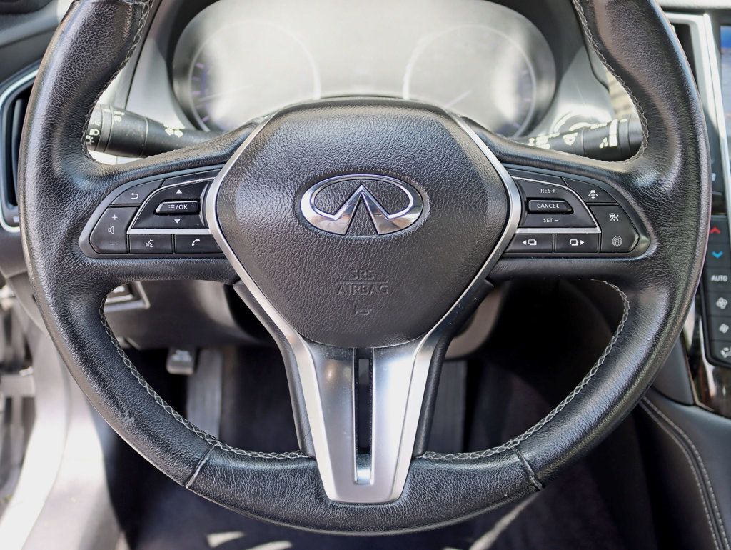 2017 INFINITI Q60 3.0t Premium AWD Coupe - 23038234 - 11