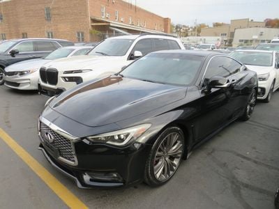 2017 INFINITI Q60