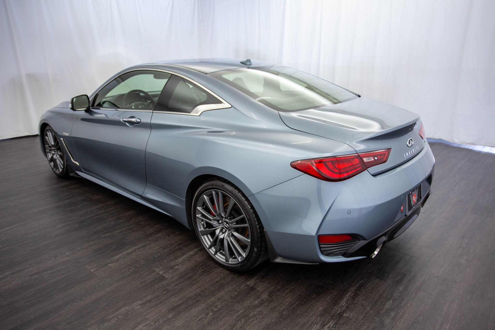 2017 Infiniti Q60 Red Sport 400 photo 12