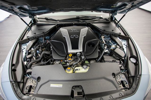 2017 INFINITI Q60 Red Sport 400 RWD - 22917248 - 12