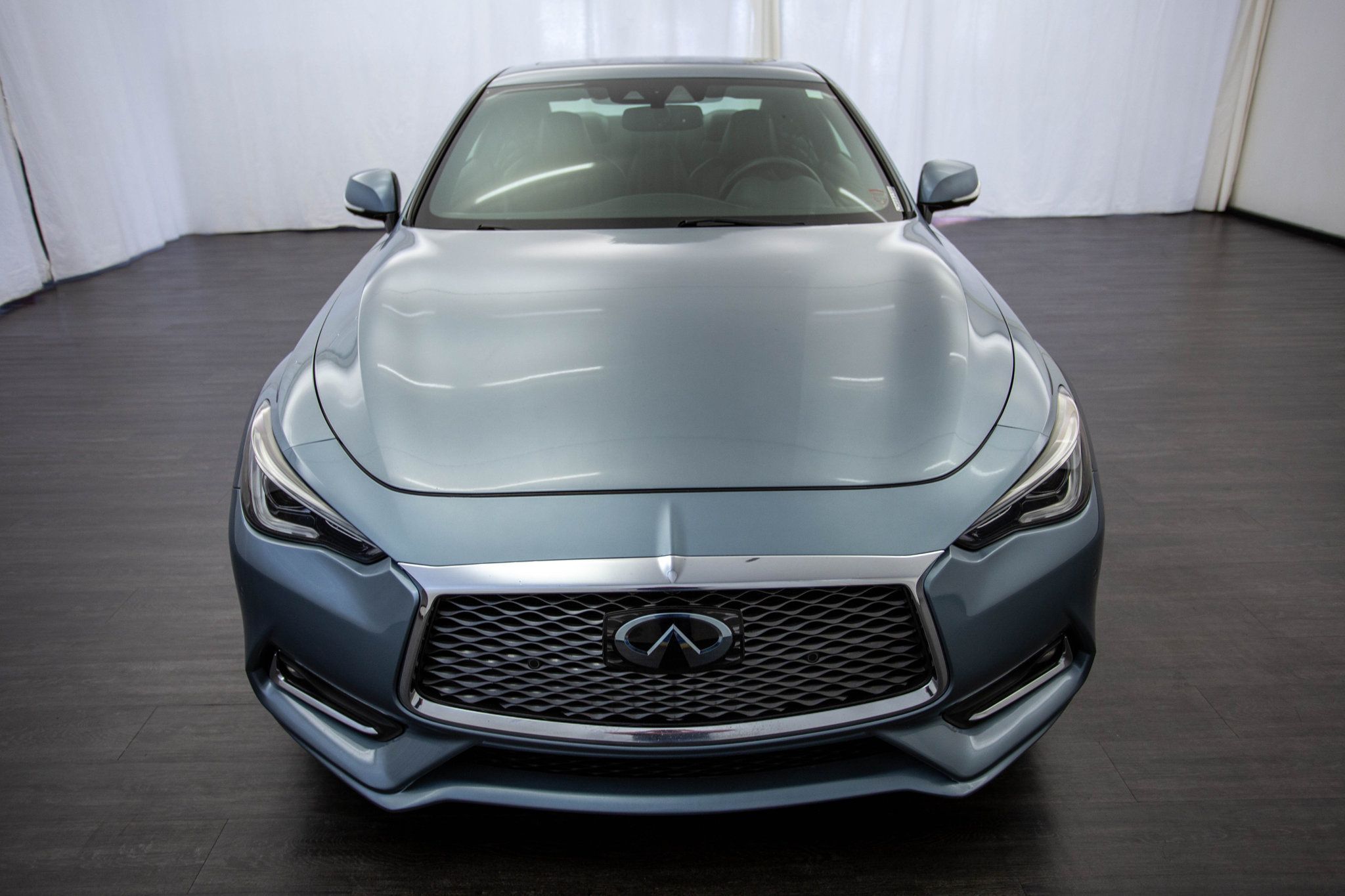 2017 Infiniti Q60 Red Sport 400 photo 15
