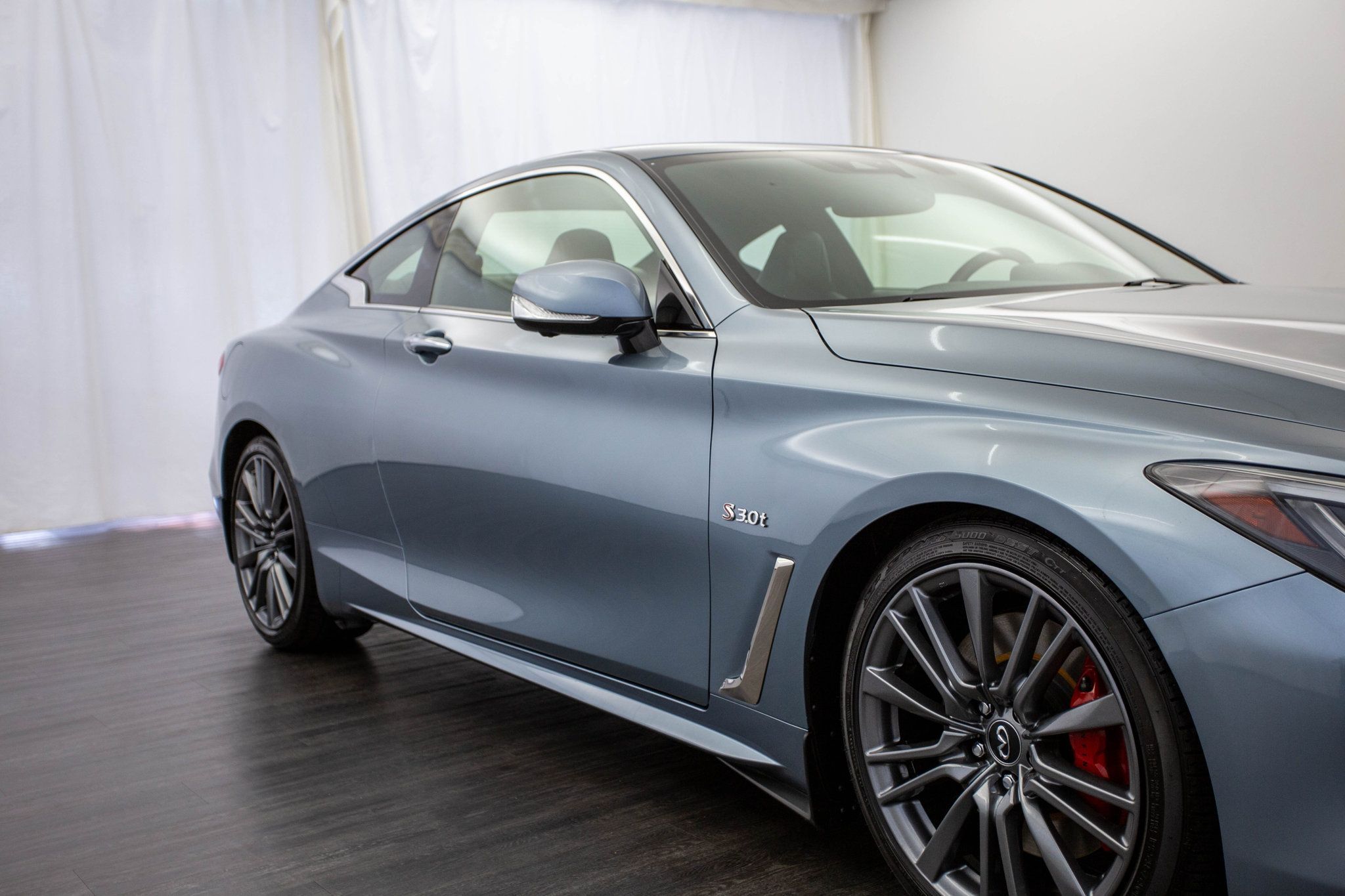 2017 Infiniti Q60 Red Sport 400 photo 30