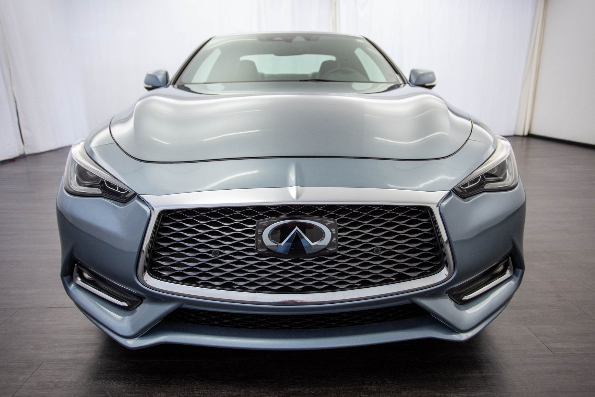 2017 Infiniti Q60 Red Sport 400 photo 32