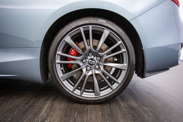 2017 INFINITI Q60 Red Sport 400 RWD - 22917248 - 41