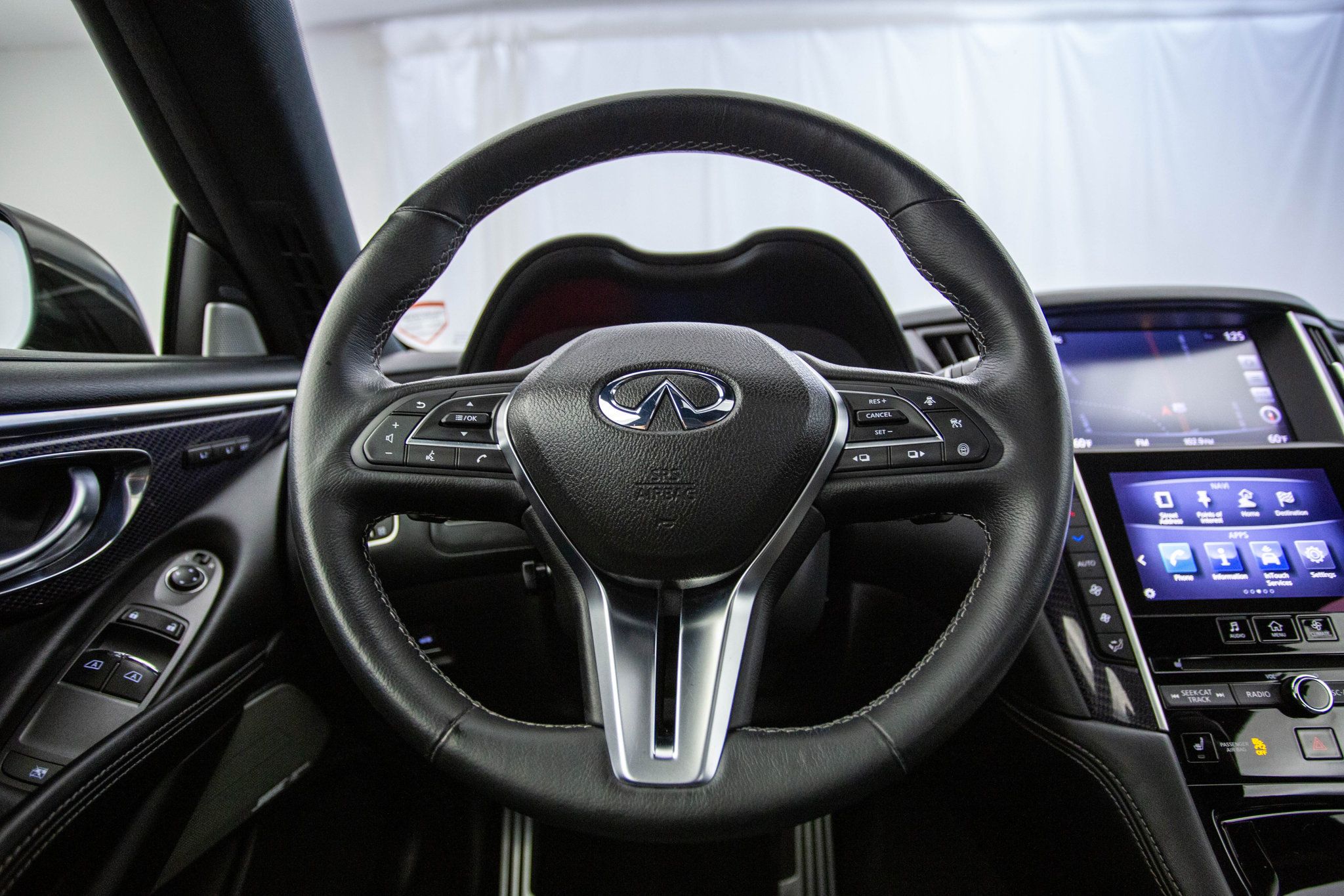 2017 Infiniti Q60 Red Sport 400 photo 43
