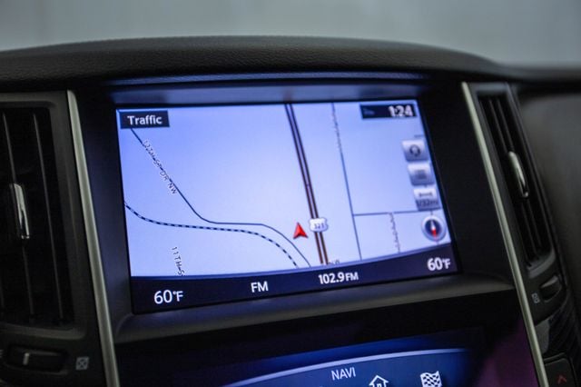 2017 INFINITI Q60 Red Sport 400 RWD - 22917248 - 48