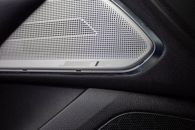 2017 INFINITI Q60 Red Sport 400 RWD - 22917248 - 50