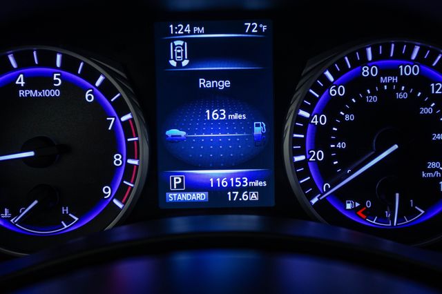 2017 INFINITI Q60 Red Sport 400 RWD - 22917248 - 8