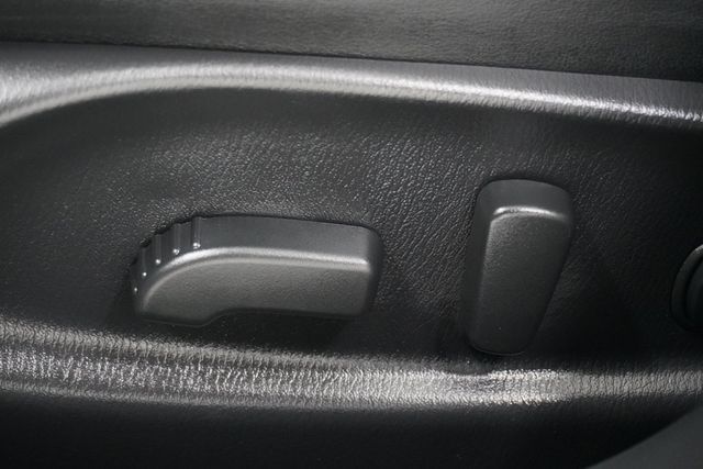 2017 INFINITI Q70 3.7 AWD - 22945218 - 13