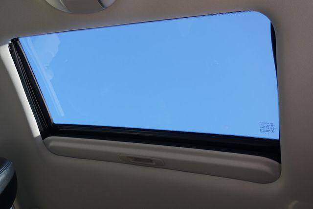 2017 INFINITI Q70 3.7 AWD - 22945218 - 18