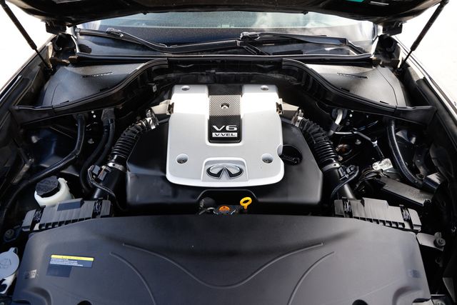 2017 INFINITI Q70 3.7 RWD - 22938071 - 19