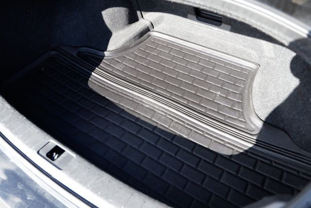 2017 INFINITI Q70 3.7 RWD - 22938071 - 25