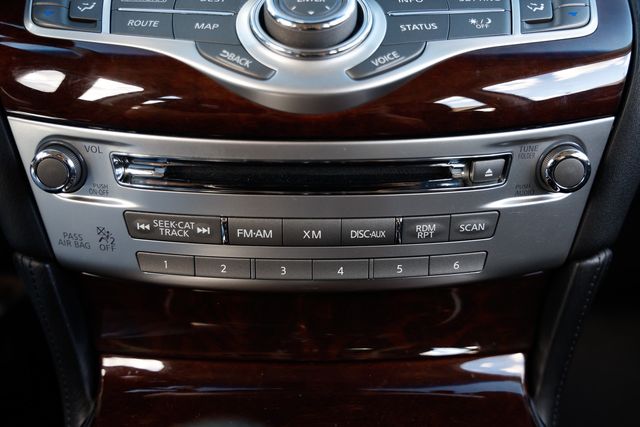 2017 INFINITI Q70 3.7 RWD - 22938071 - 33