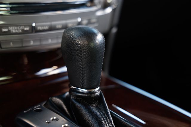 2017 INFINITI Q70 3.7 RWD - 22938071 - 42