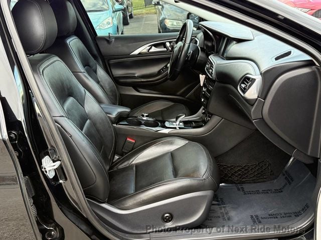 2017 INFINITI QX30 2017 INFINITI QX30 LUXURY LOW MILES SERVICED 615-730-9991 - 22997430 - 9