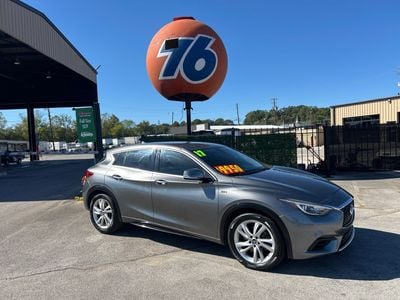 2017 INFINITI QX30