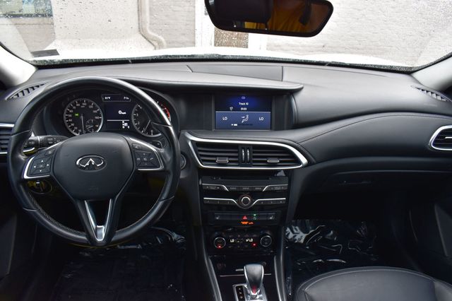 2017 INFINITI QX30 Luxury AWD - 23002055 - 13