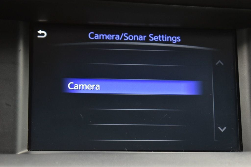 2017 INFINITI QX30 Luxury AWD - 23002055 - 19