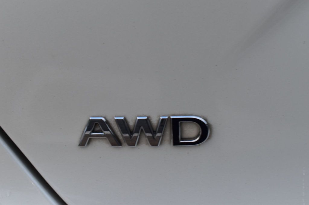 2017 INFINITI QX30 Luxury AWD - 23002055 - 83