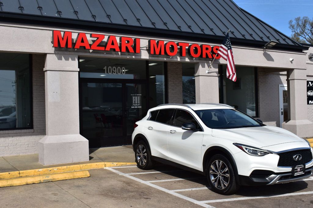 2017 INFINITI QX30 Luxury AWD - 23002055 - 8