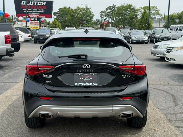 2017 INFINITI QX30 Luxury AWD - 23073703 - 5