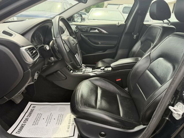 2017 INFINITI QX30 Luxury AWD - 23073703 - 8