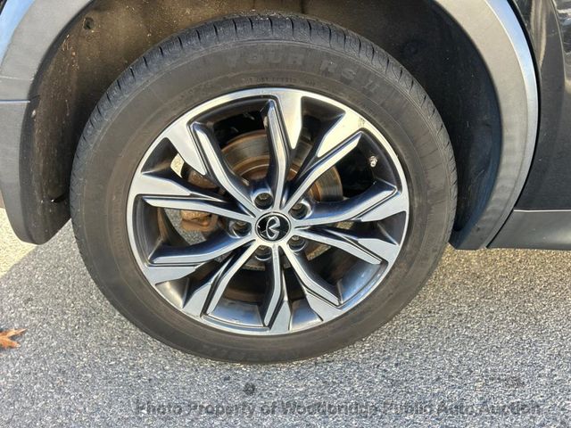2017 INFINITI QX30 Premium AWD - 22945441 - 13