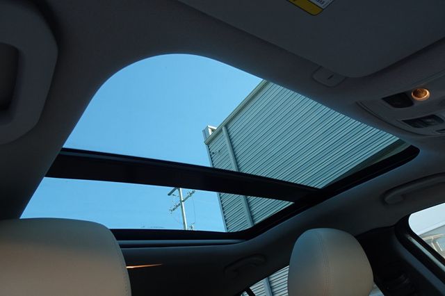 2017 INFINITI QX30 Premium AWD - 22945620 - 13