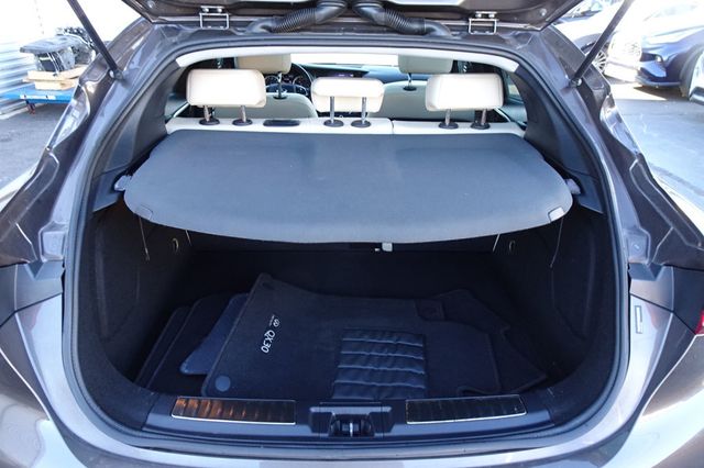 2017 INFINITI QX30 Premium AWD - 22945620 - 14