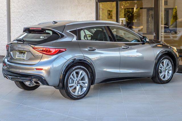 2017 INFINITI QX30 QX30 PREMIUM FWD LIMITED - PANO ROOF - LEATHER - BACKUP CAM - 23100957 - 8