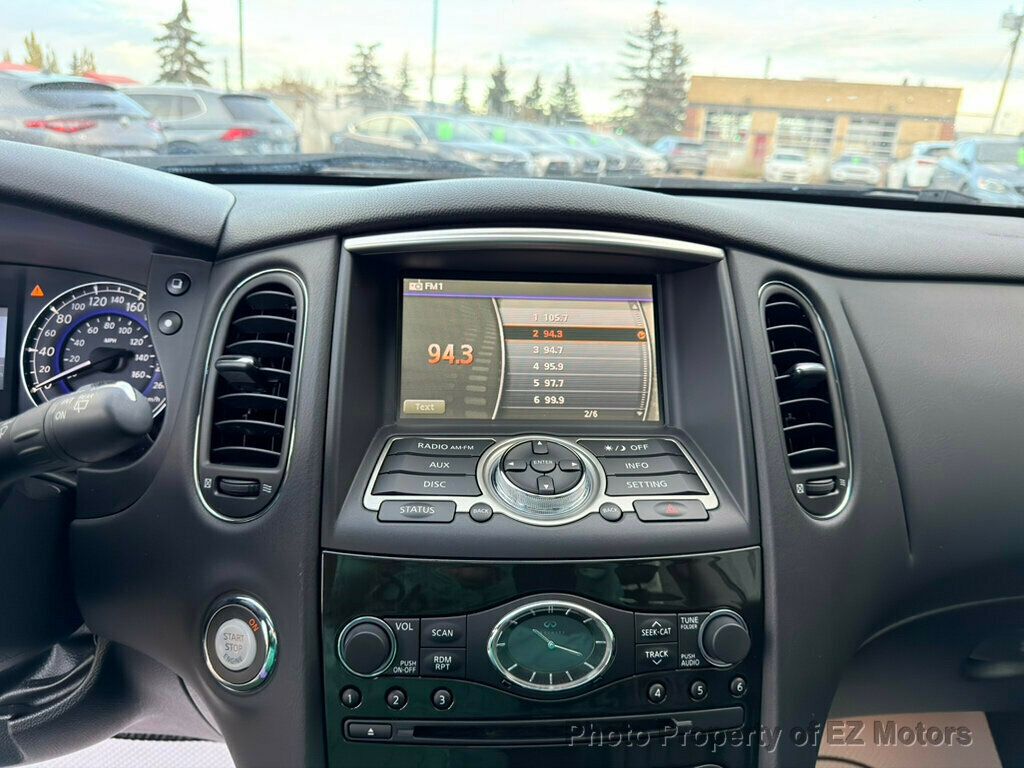 2017 INFINITI QX50 69122 KM! ONE OWNER! CERTIFIED! - 22937416 - 28