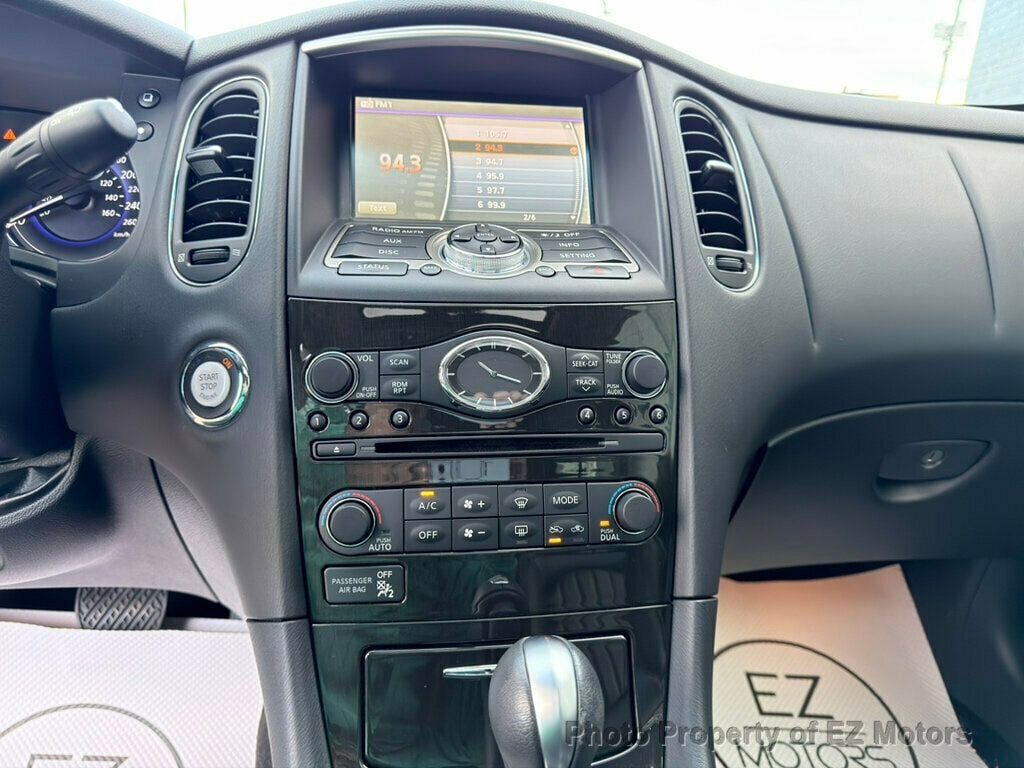 2017 INFINITI QX50 69122 KM! ONE OWNER! CERTIFIED! - 22937416 - 30