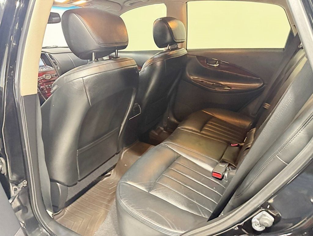 2017 INFINITI QX50 AWD - 22941357 - 31