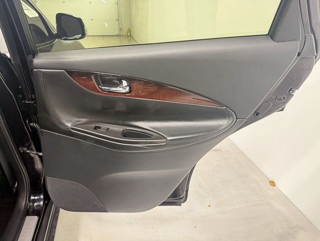 2017 INFINITI QX50 AWD - 22941357 - 38