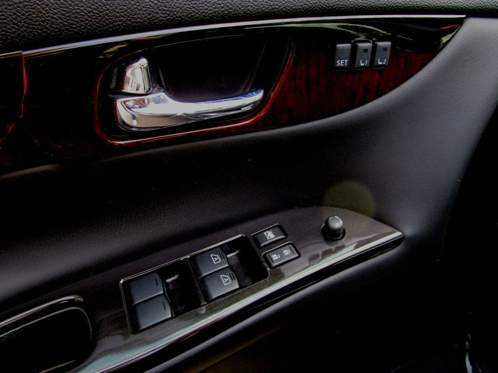 2017 Infiniti QX50 photo 29