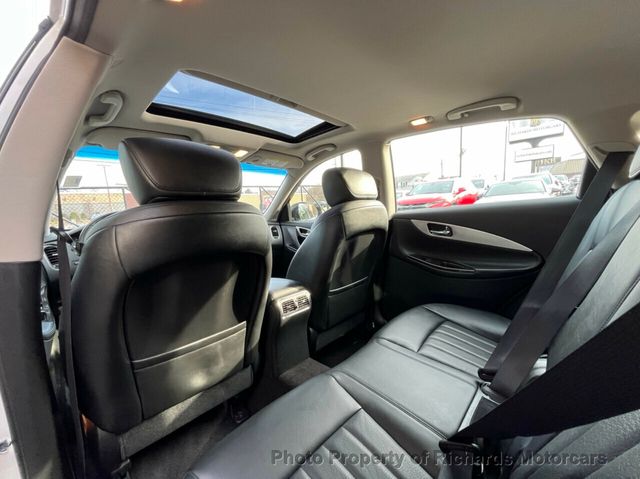 2017 INFINITI QX50 AWD - 21295001 - 17