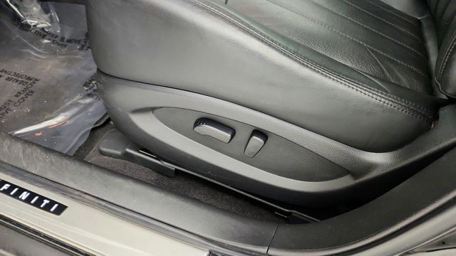 2017 INFINITI QX50 AWD with Premium Plus and Premium Packages + 19'' Wheels - 22947871 - 11