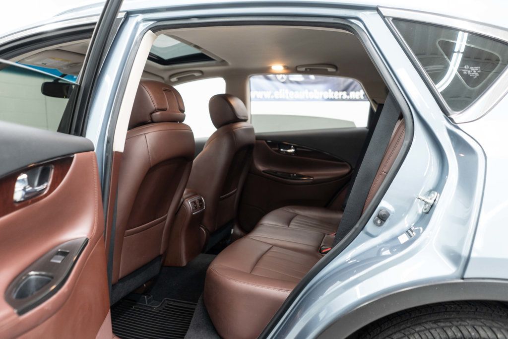 Infiniti QX50 photo 14