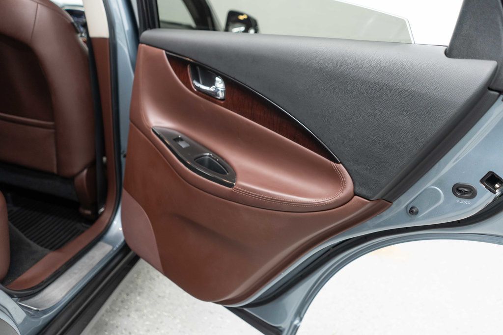 Infiniti QX50 photo 26