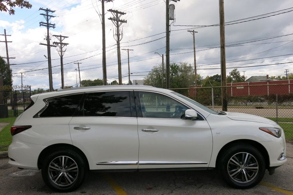 2017 INFINITI QX60 AWD - 22632094 - 4