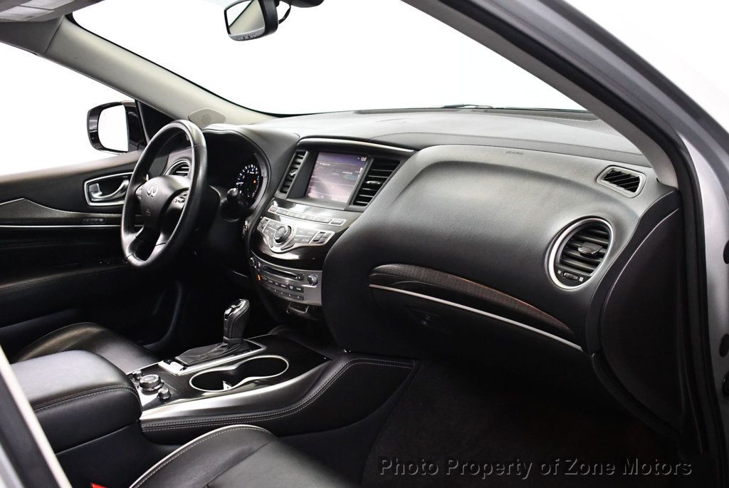 2017 Infiniti QX60 photo 12
