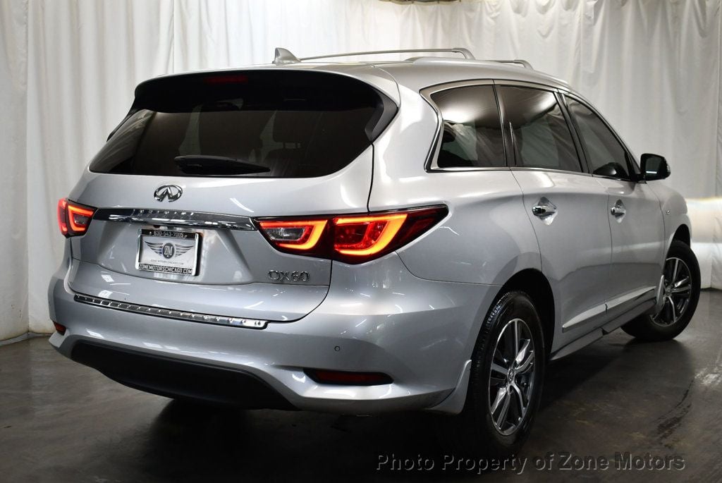 2017 Infiniti QX60 photo 9
