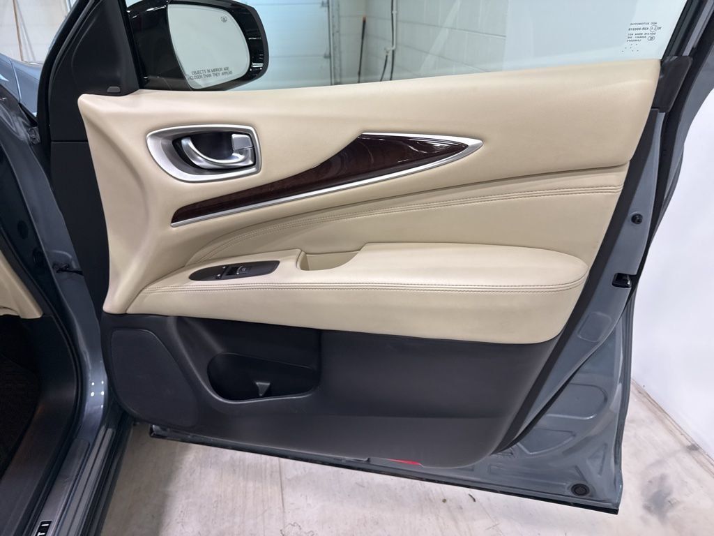 2017 INFINITI QX60 AWD - 23028658 - 50