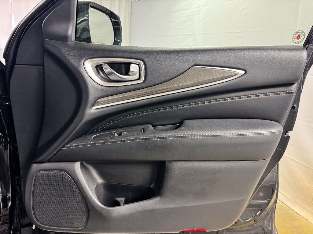 2017 INFINITI QX60 AWD - 23037928 - 16