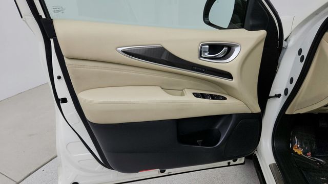 2017 INFINITI QX60 AWD with Premium AND Premium Plus Packages + 20'' Wheels - 22944677 - 10