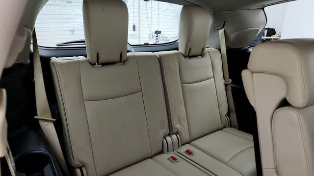 2017 INFINITI QX60 AWD with Premium AND Premium Plus Packages + 20'' Wheels - 22944677 - 23