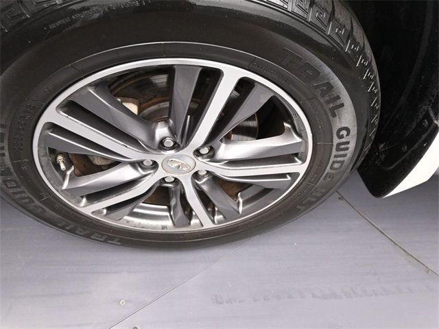 2017 Infiniti QX60 photo 14