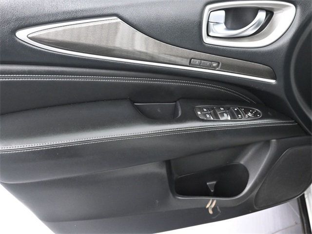 2017 Infiniti QX60 photo 5