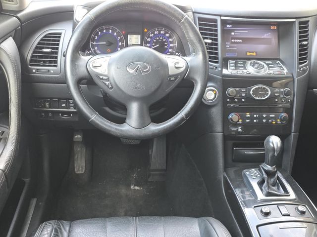 2017 INFINITI QX70 AWD - 23070380 - 10